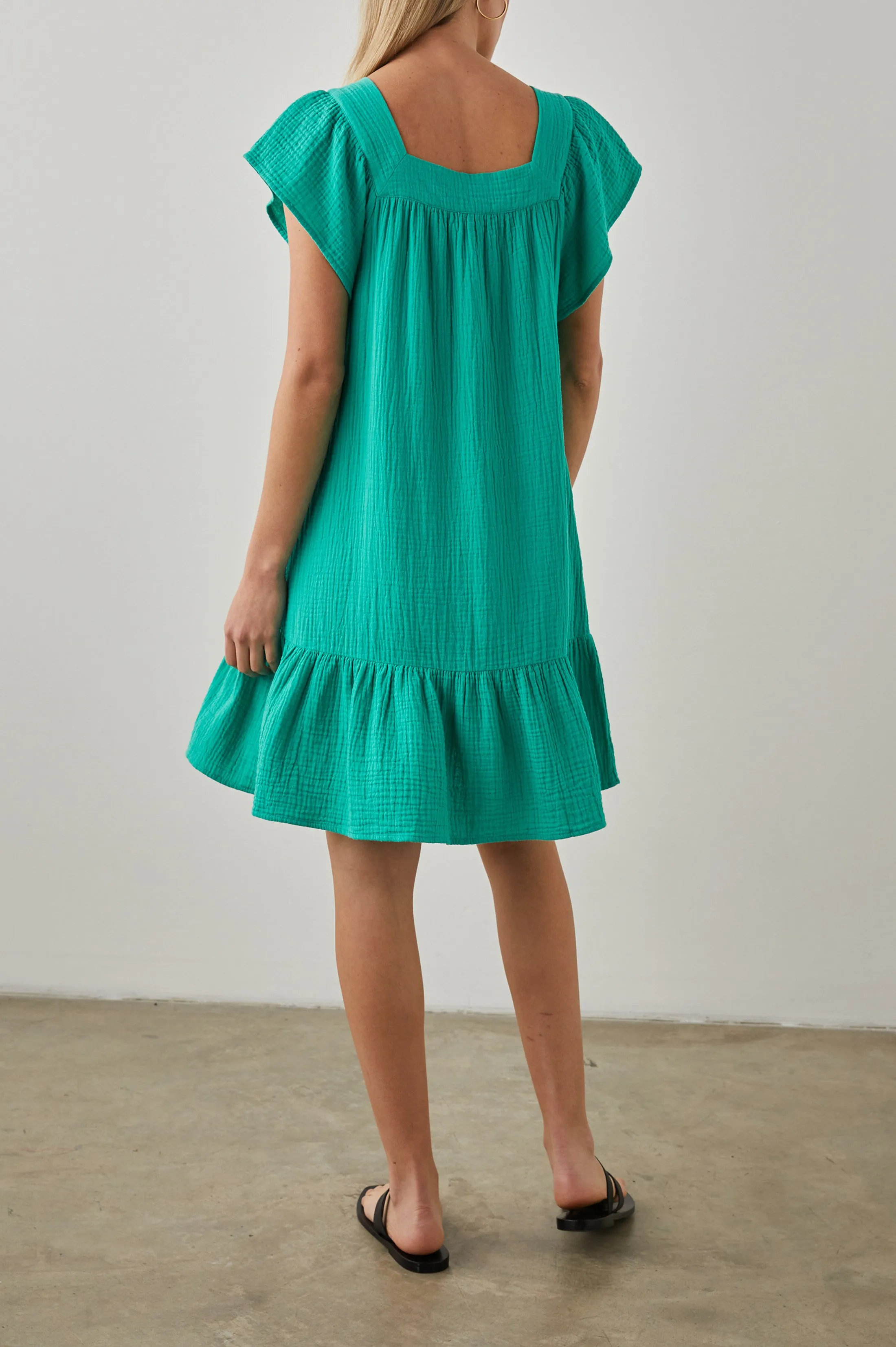 EVERDEEN DRESS - EMERALD