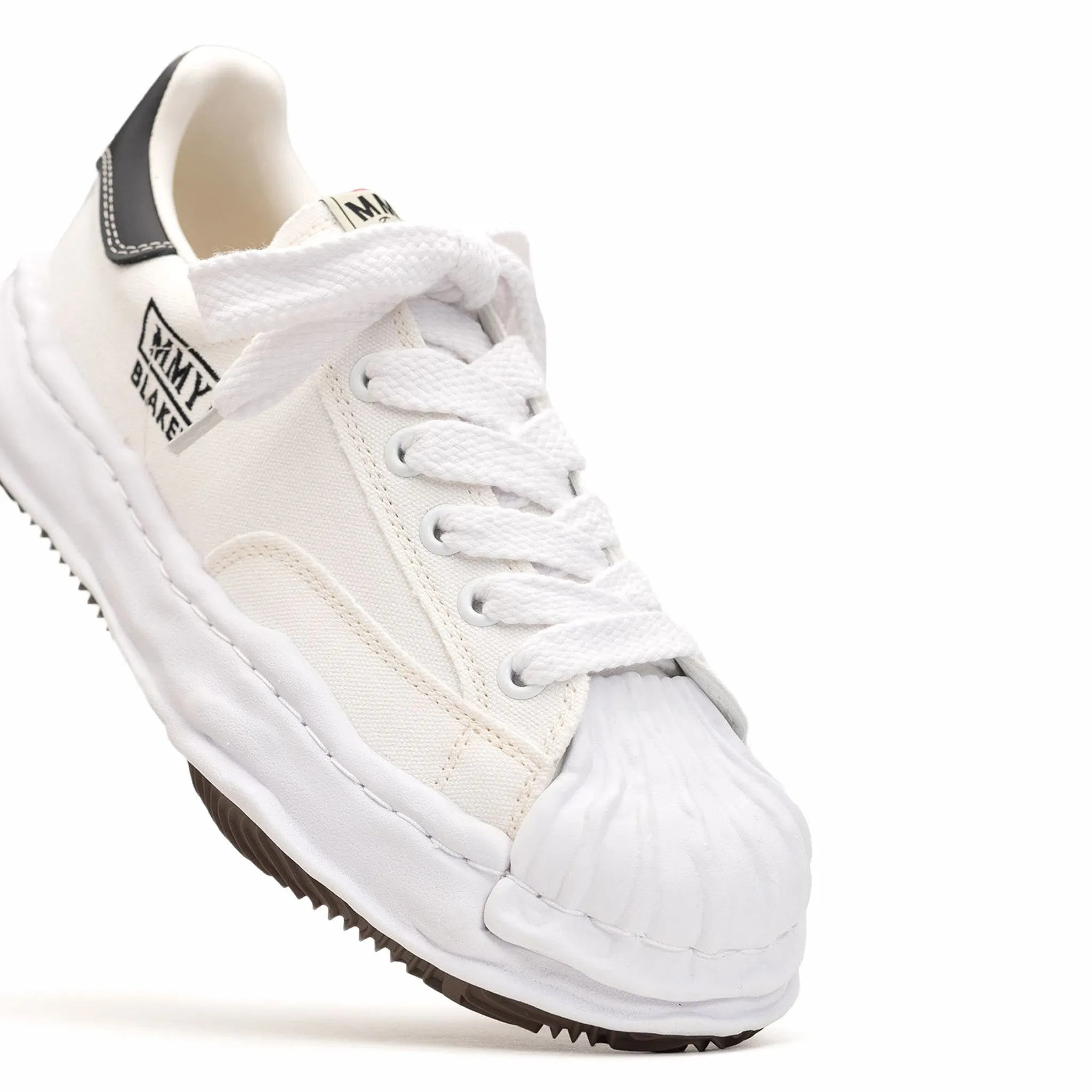 Maison MIHARA YASUHIRO "Blakey" OG Sole Canvas Low-Top Sneaker (White)