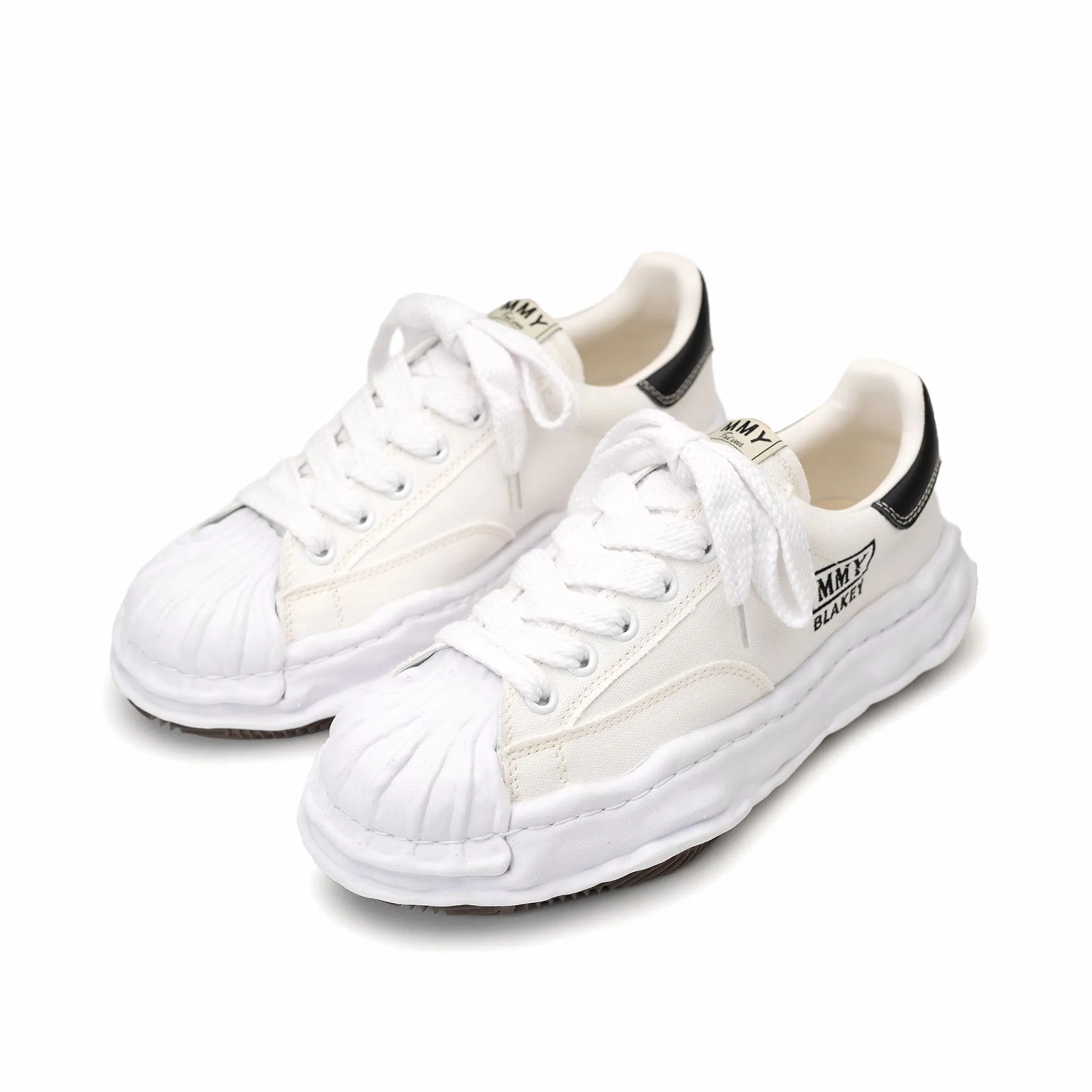 Maison MIHARA YASUHIRO "Blakey" OG Sole Canvas Low-Top Sneaker (White)