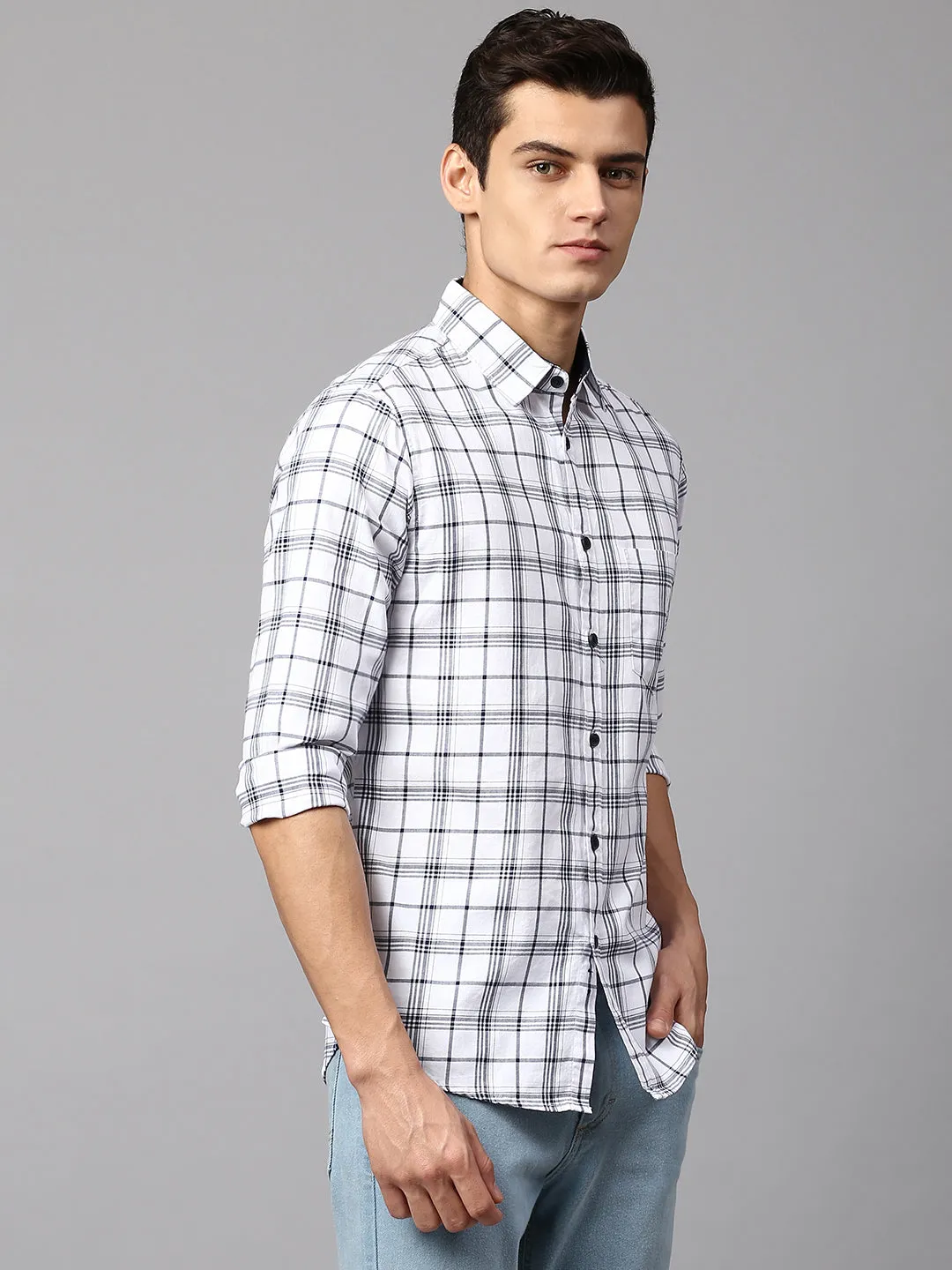 Men's Checkered White Slim Fit Casual Shirt  Spread Collar