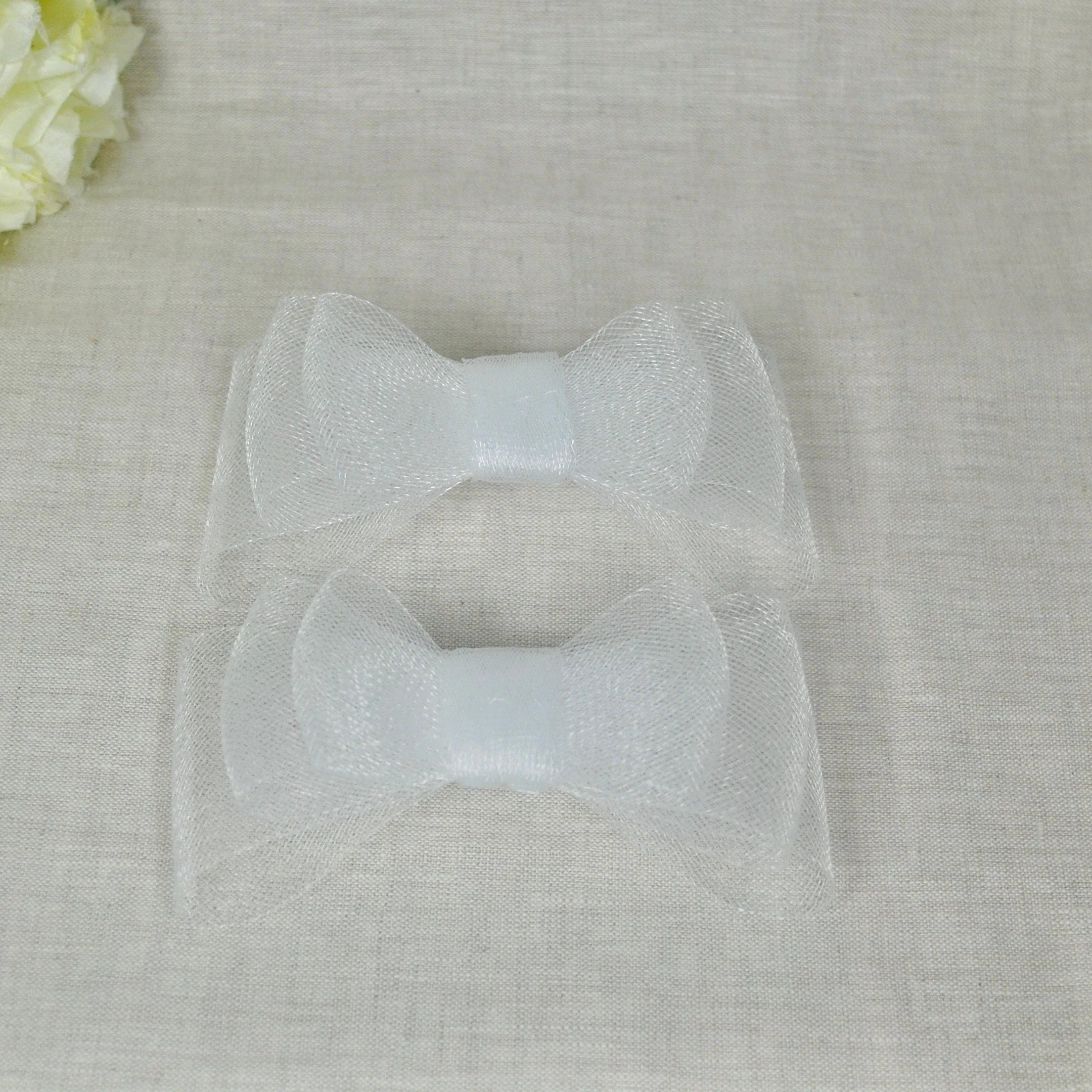 Wedding Shoe Clips, White Bow Clip Bridal Shoe, White Bows Handmade Clips For Bride. Custom Colour Structured Wedding Shoe Bows